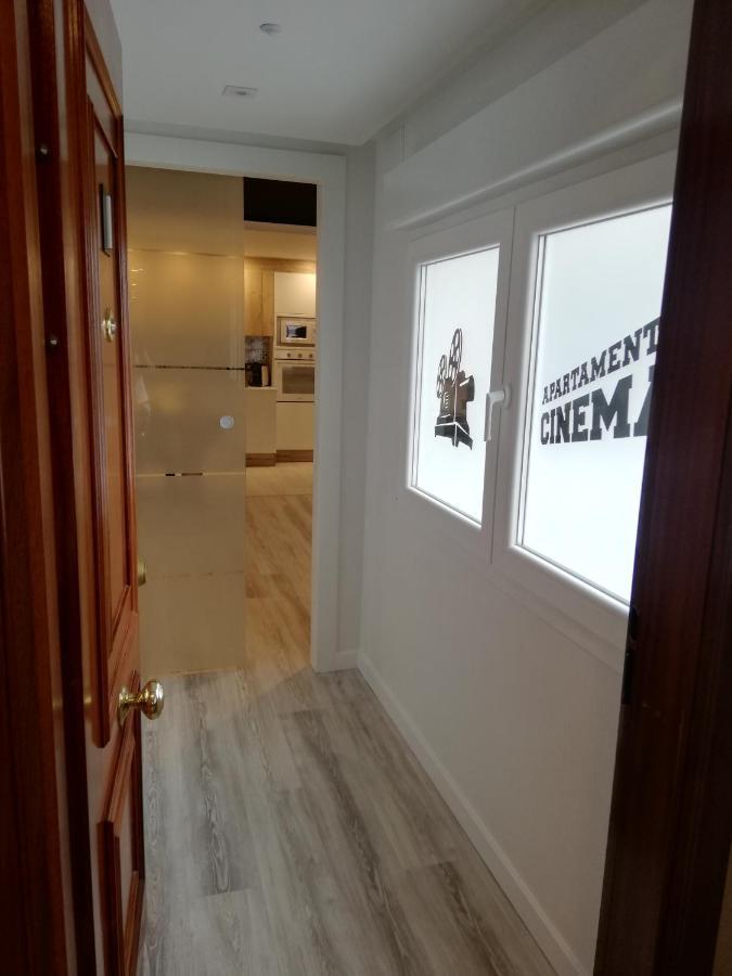 Apartamento Cinema Apartment Oviedo Exterior photo