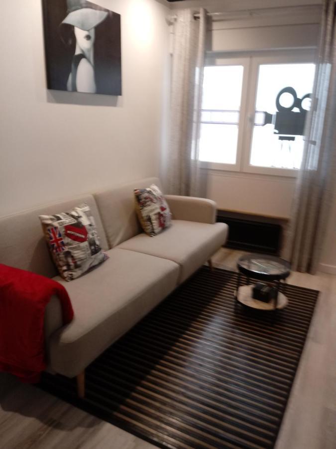 Apartamento Cinema Apartment Oviedo Exterior photo